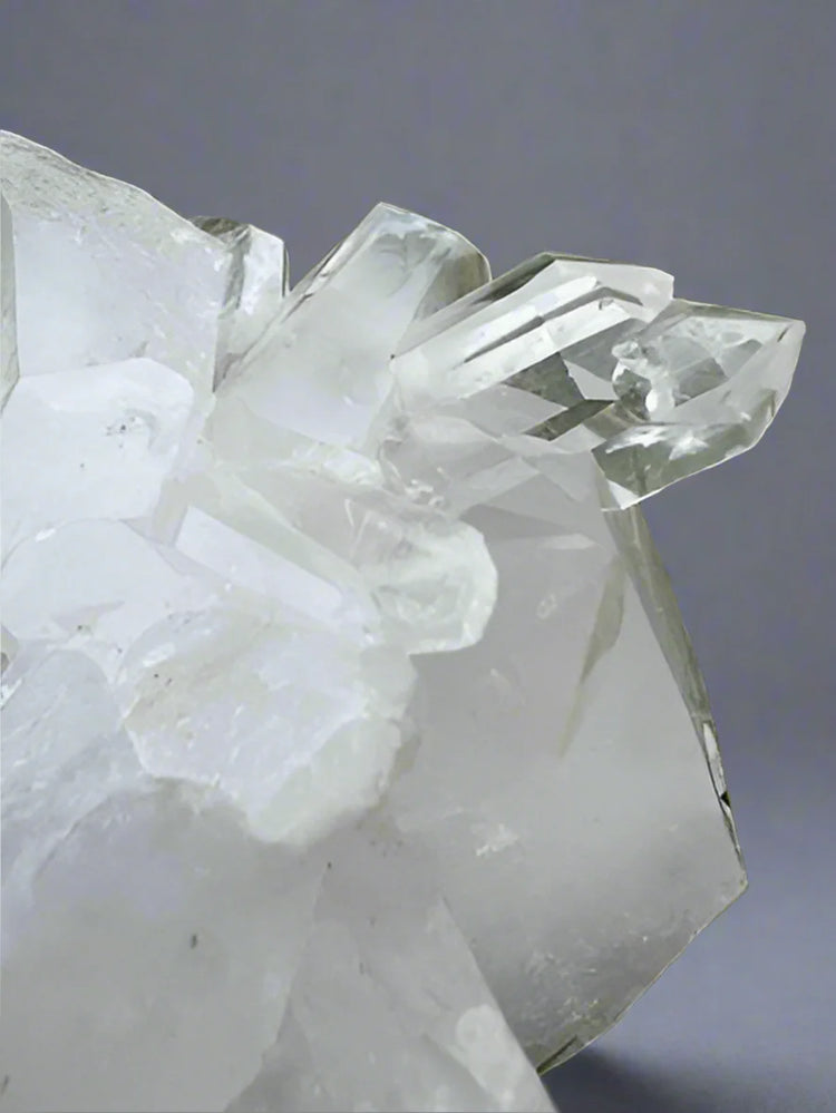 CRYSTALS AND MINERALS