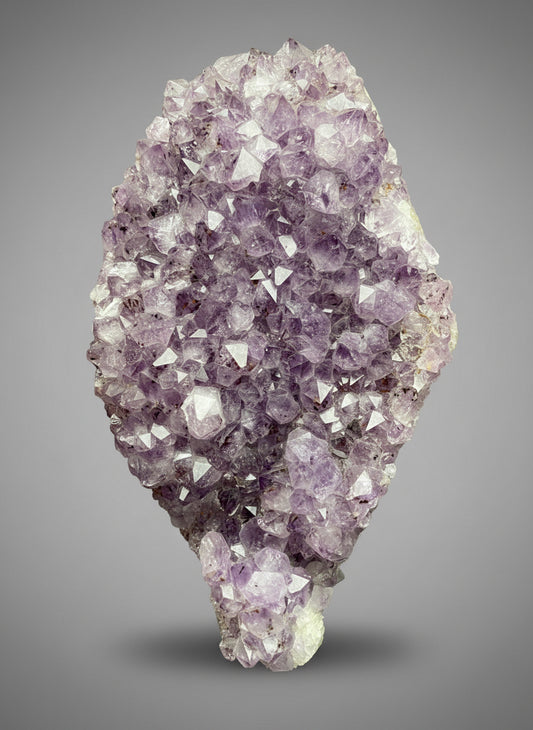 Amethyst slab cluster. Brazil.