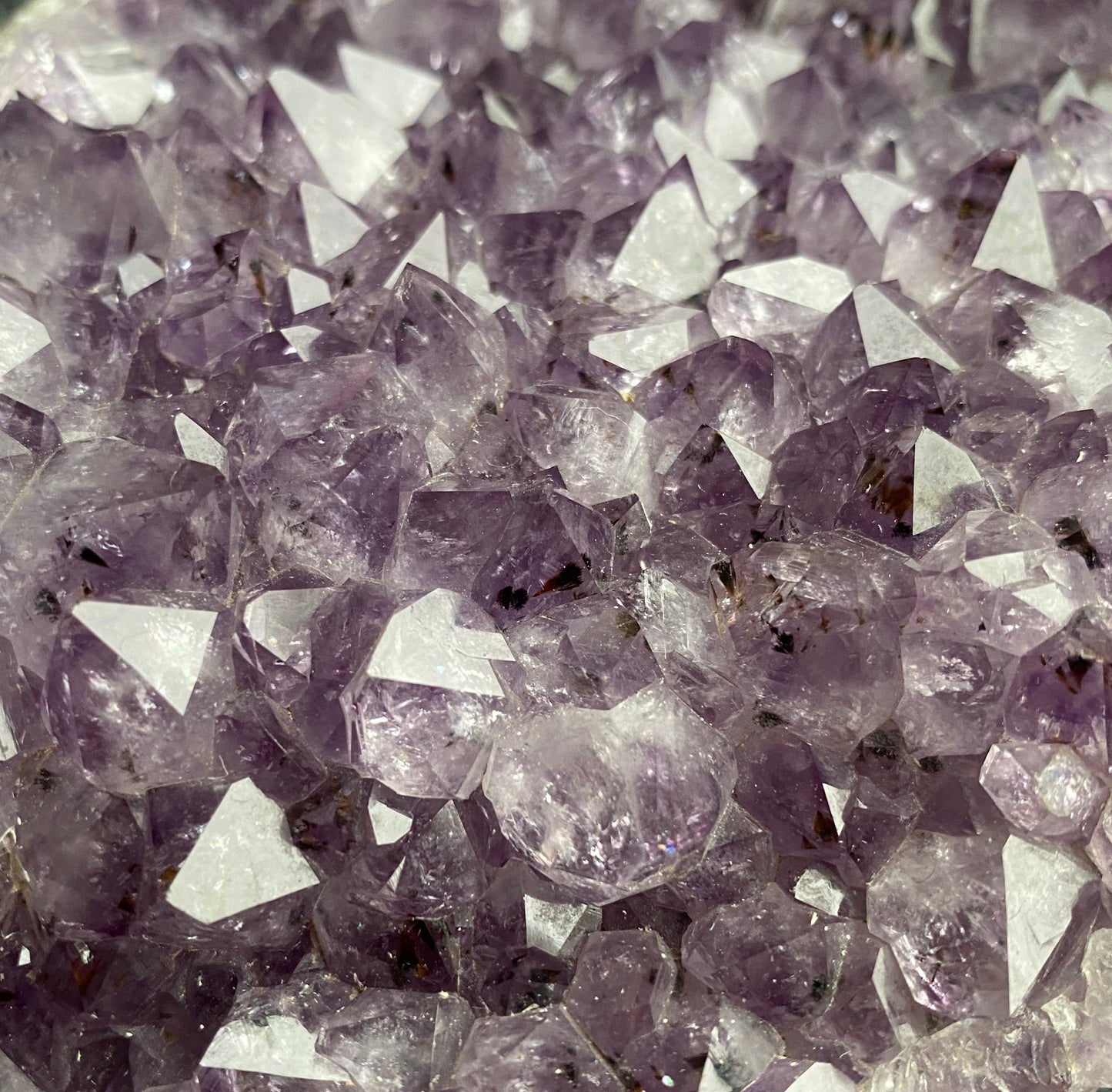 Amethyst slab cluster. Brazil.