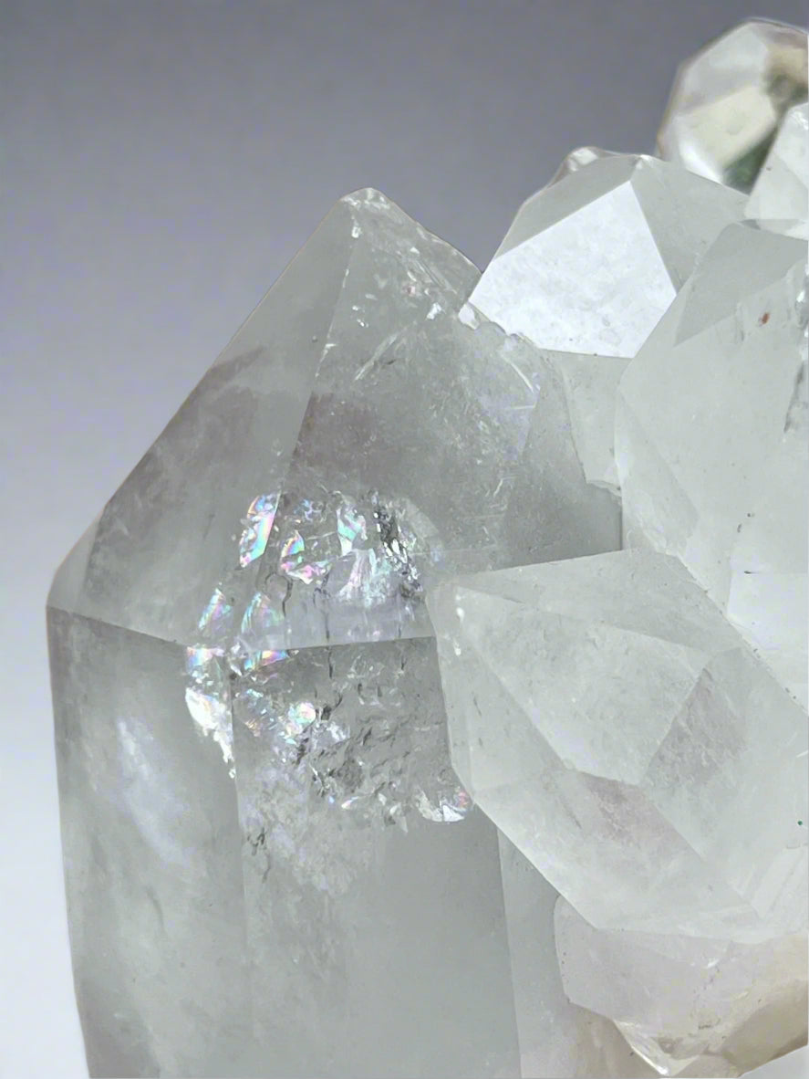 Clear quartz cluster formation with refractive inclusions. Brazil