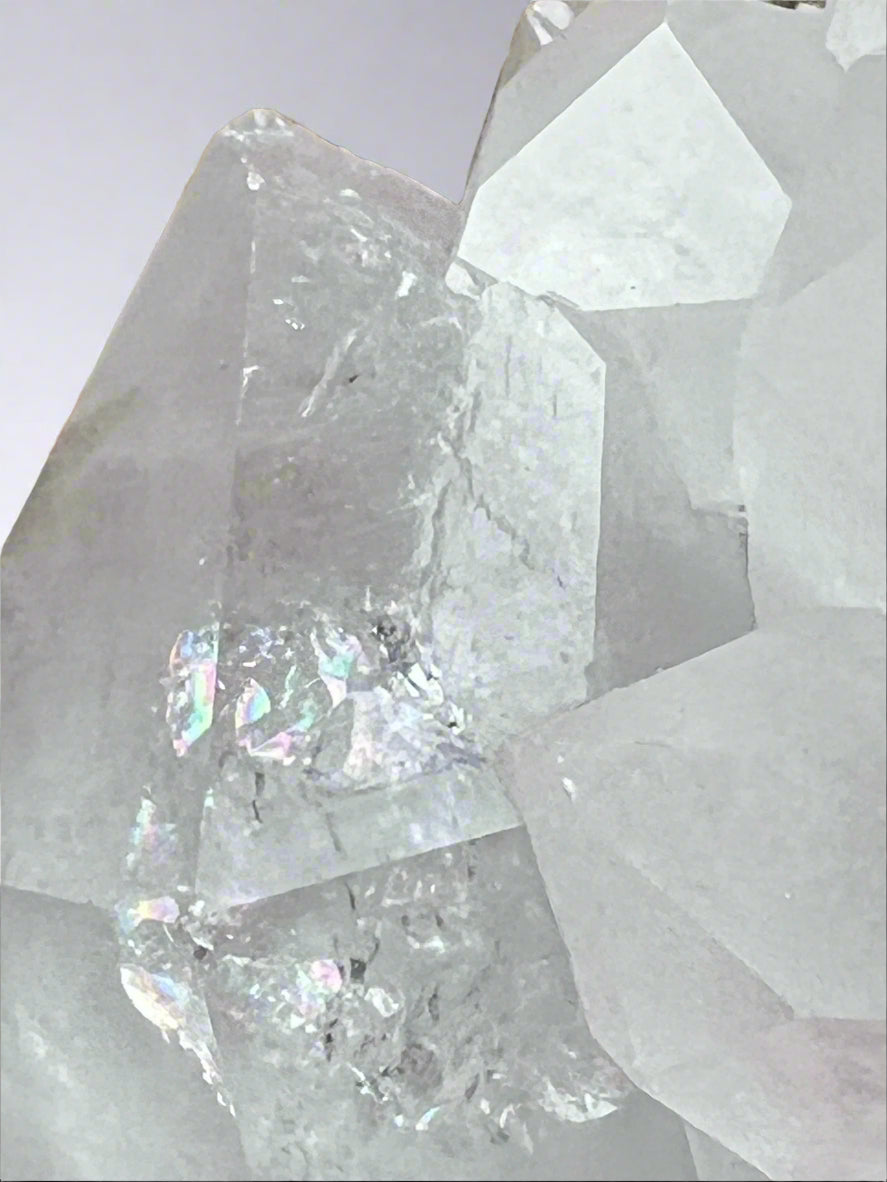 Clear quartz cluster formation with refractive inclusions. Brazil