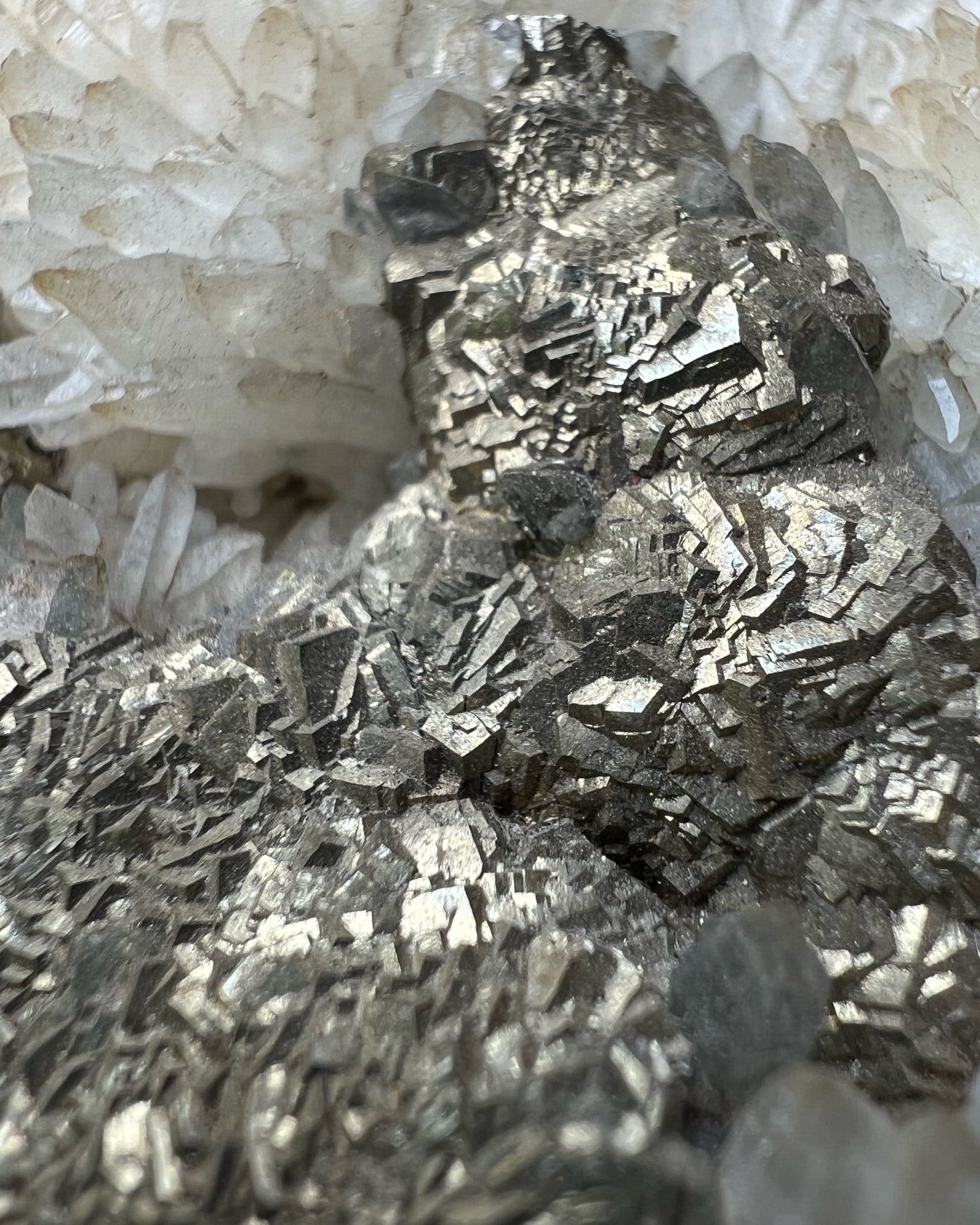 Druzy Cubic Pyrite on Opaque Quartz Cluster. Peru.